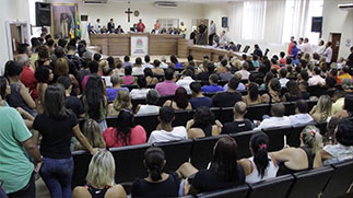 Transporte gratuito para os universitários